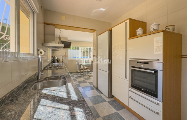 Sale - Villa - Albir