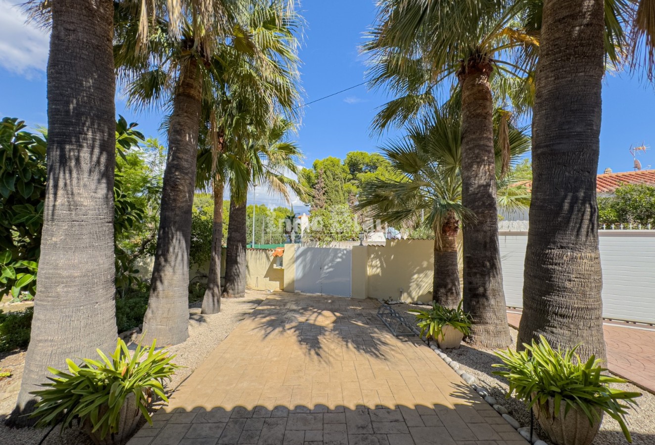 Sale - Villa - Albir