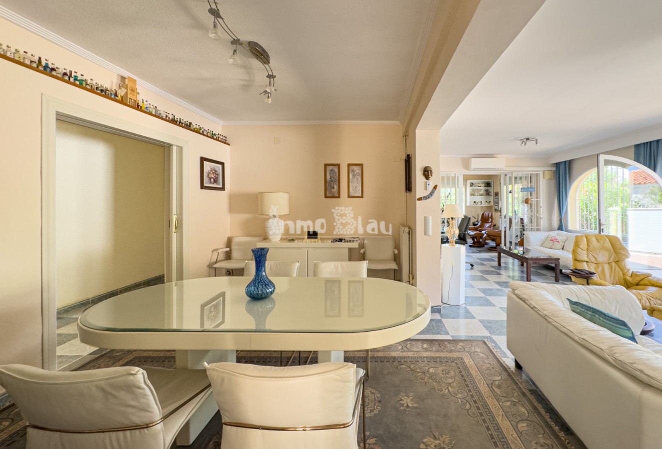 Sale - Villa - Albir