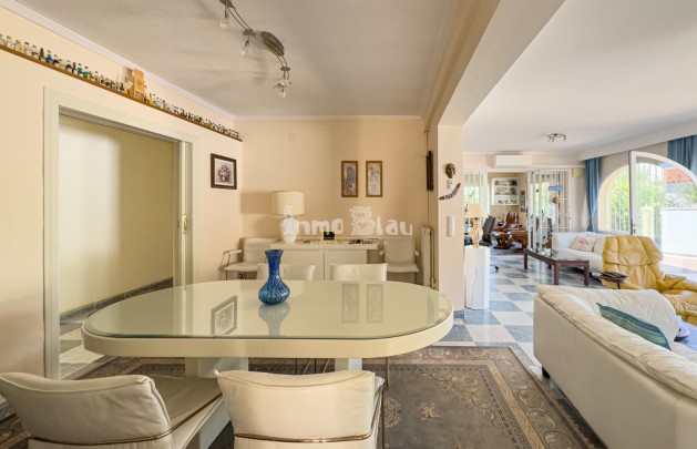 Sale - Villa - Albir