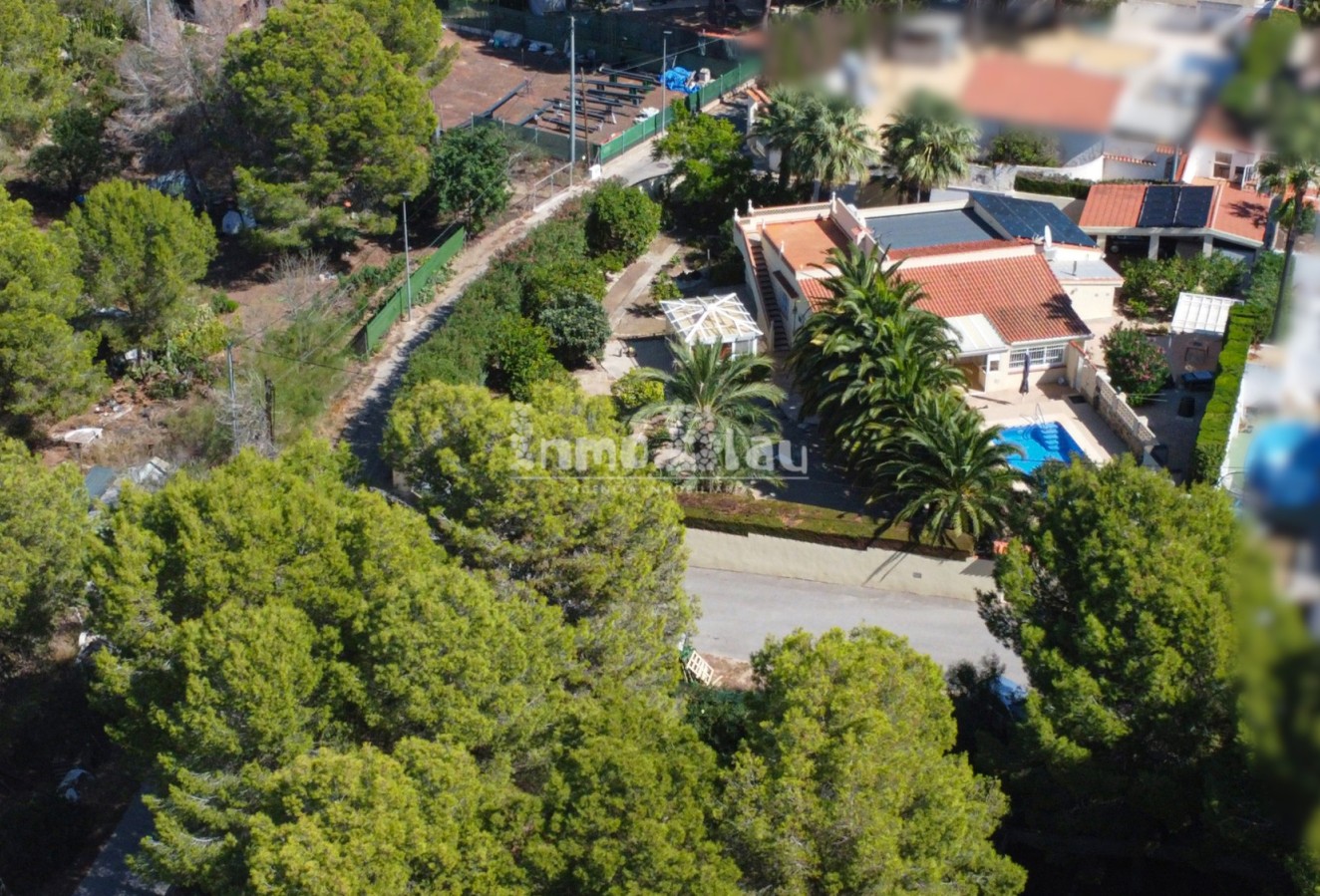 Sale - Villa - Albir