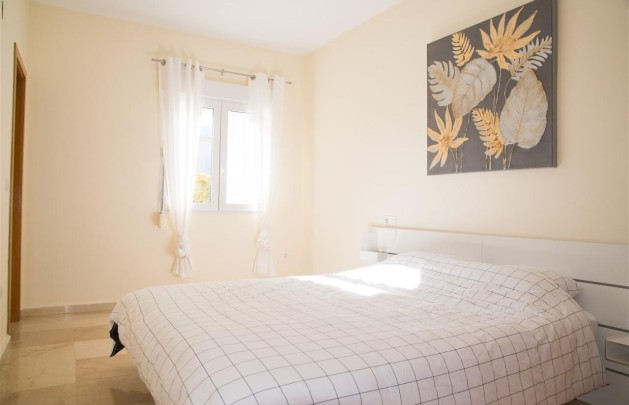 Sale - apartment - Albir - Playa