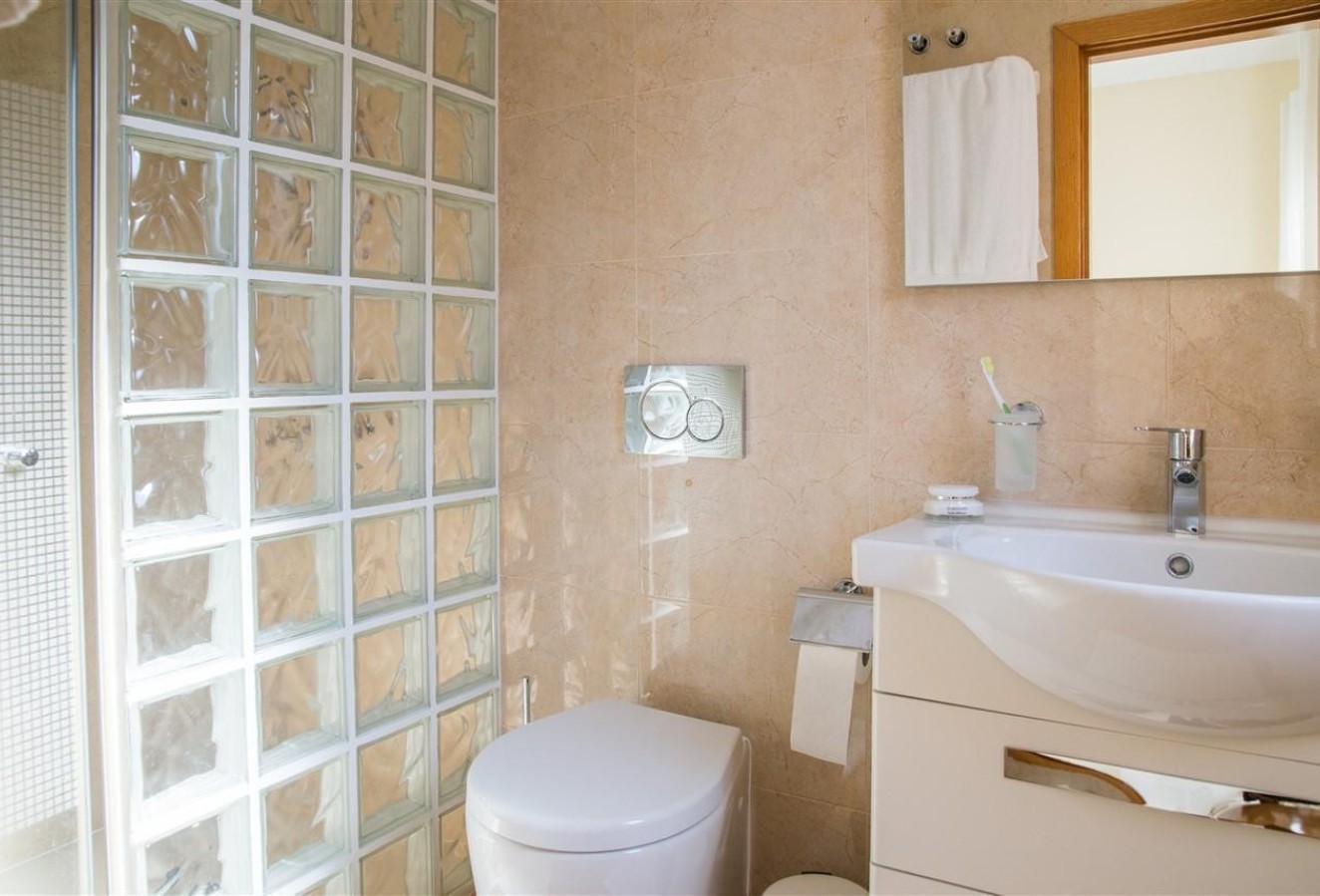 Sale - apartment - Albir - Playa