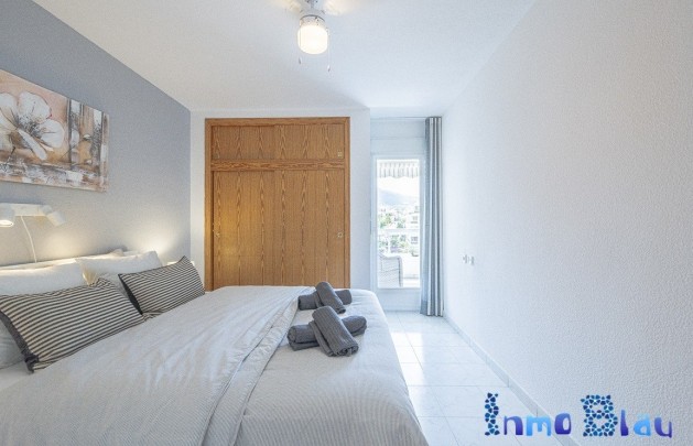 Alquiler a corto plazo - Apartamento / piso - Albir - Centro