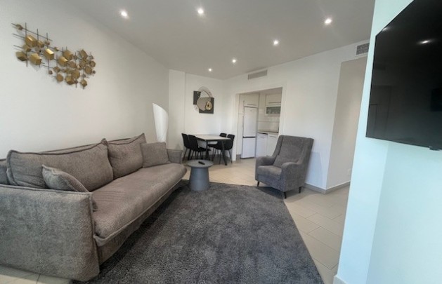 Alquiler a largo plazo - Apartamento / piso - Albir