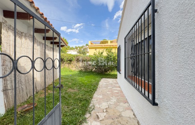 Sale - Villa - Altea