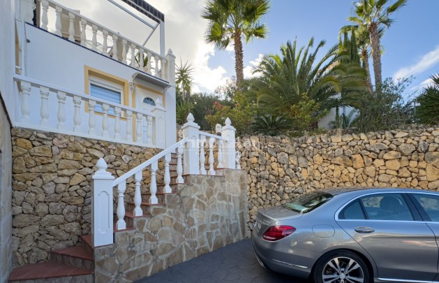 Sale - Villa - La Nucía