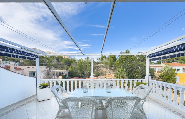 Sale - Villa - La Nucía