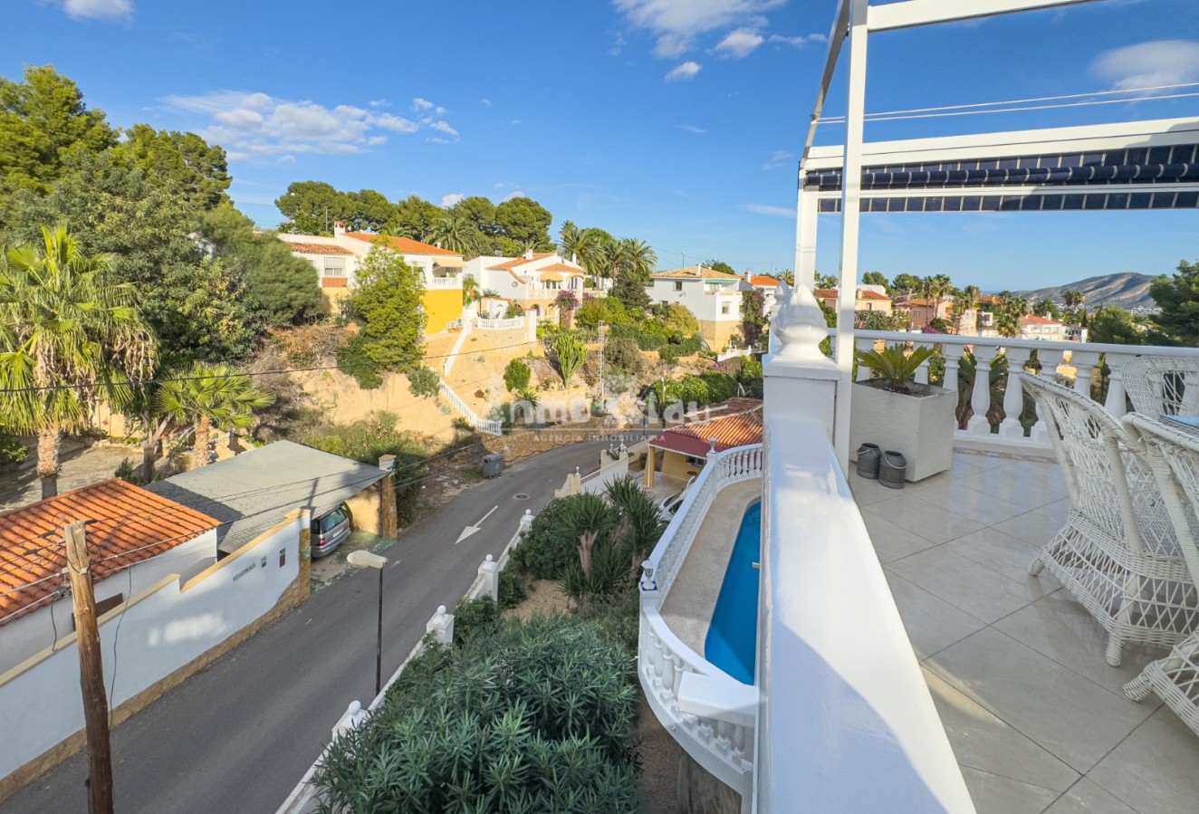 Sale - Villa - La Nucía