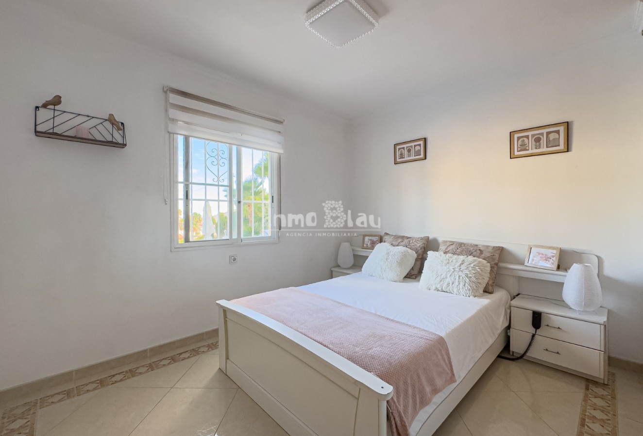 Sale - Villa - La Nucía