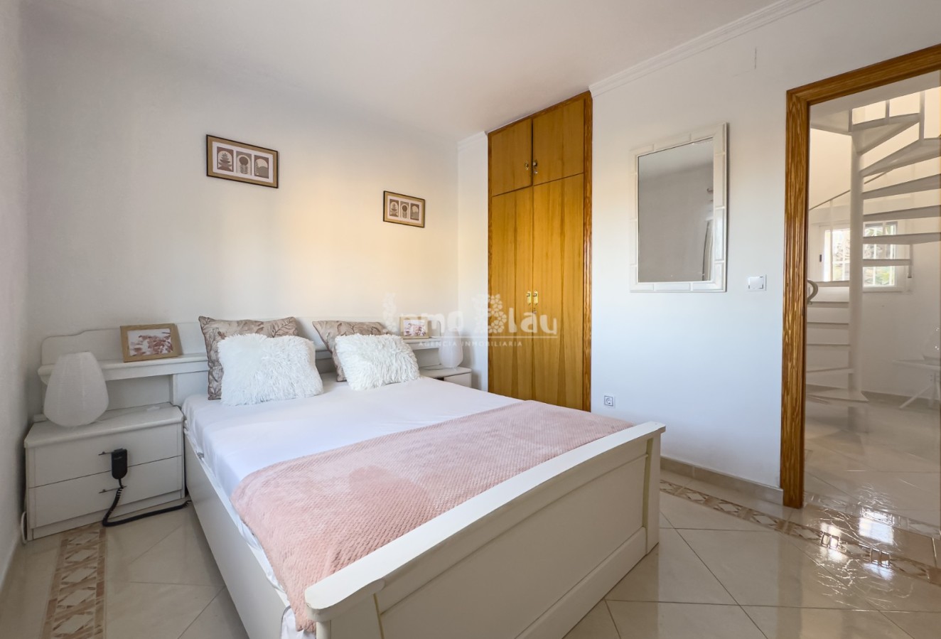 Sale - Villa - La Nucía