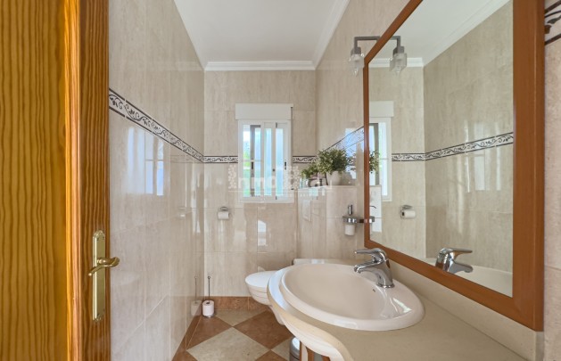 Sale - Villa - La Nucía