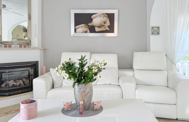 Sale - Villa - La Nucía