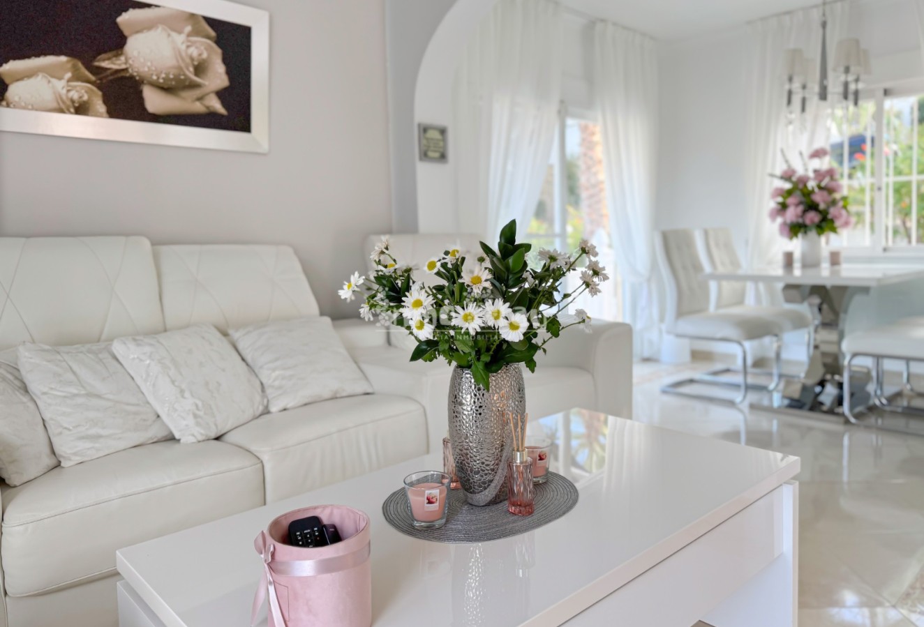 Sale - Villa - La Nucía