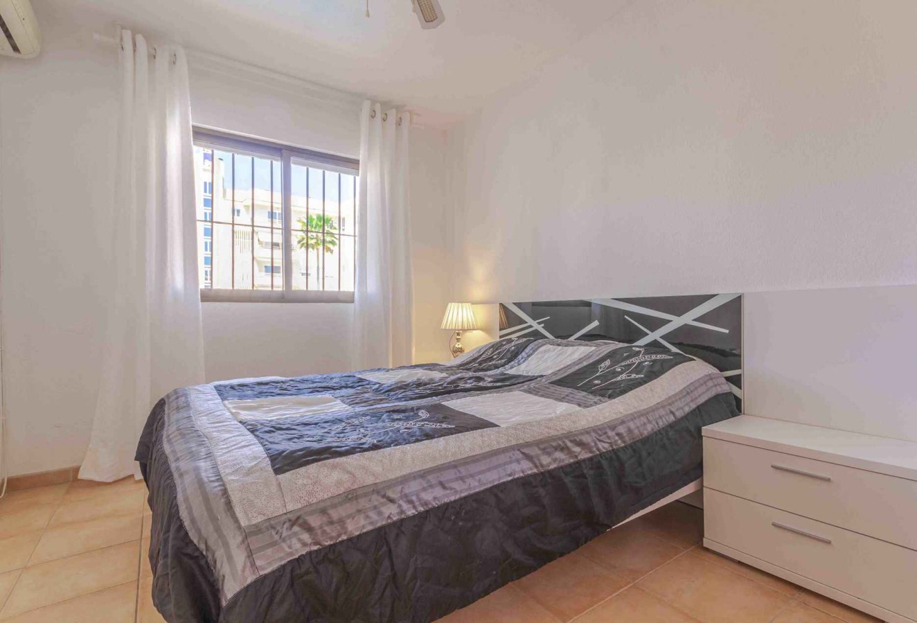 Alquiler a corto plazo - Apartamento / piso - Albir - Centro