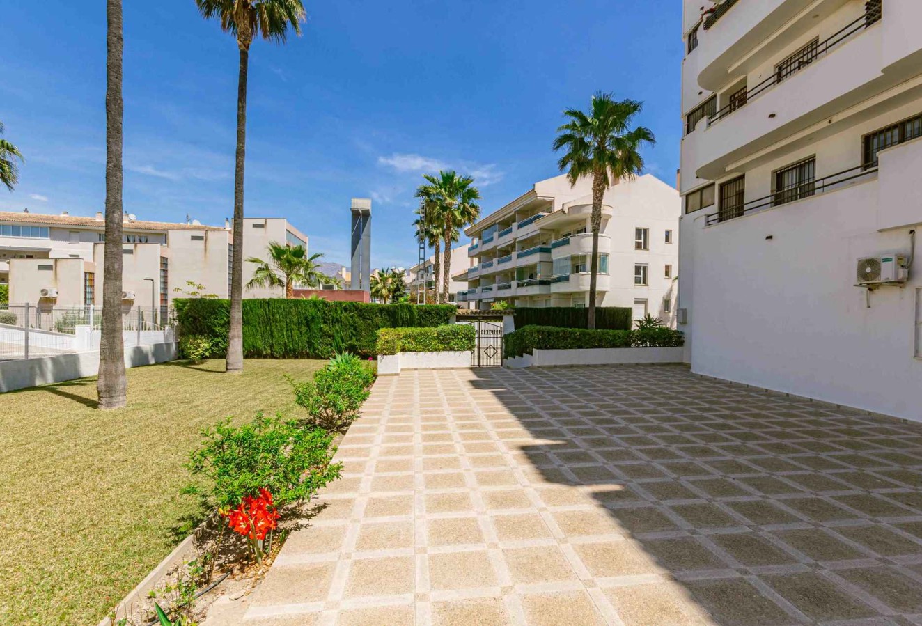 Alquiler a corto plazo - Apartamento / piso - Albir - Centro