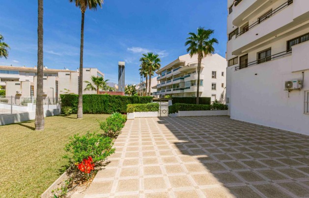 Alquiler a corto plazo - Apartamento / piso - Albir - Centro