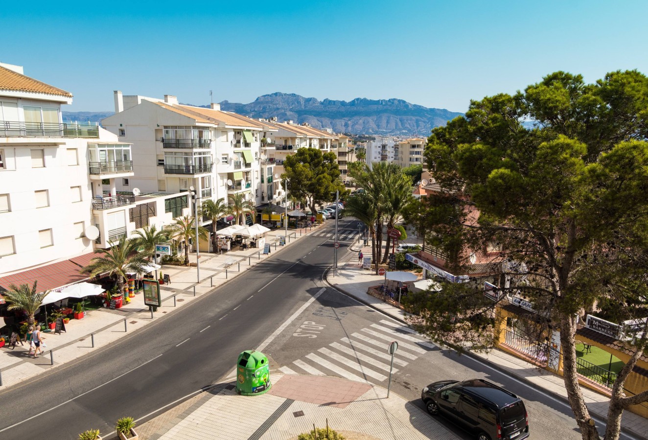Alquiler a corto plazo - Apartamento / piso - Albir - Centro