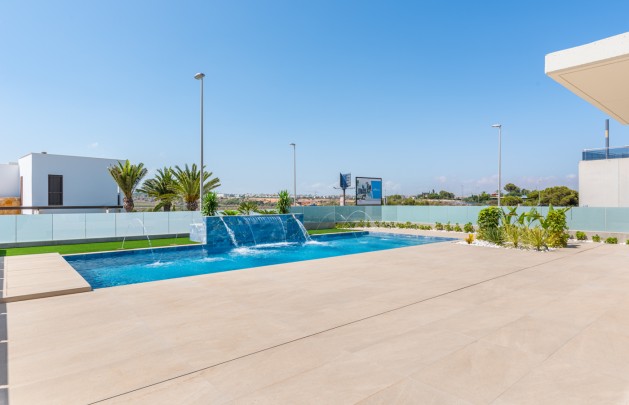 Obra nueva - Villa - Dehesa de Campoamor