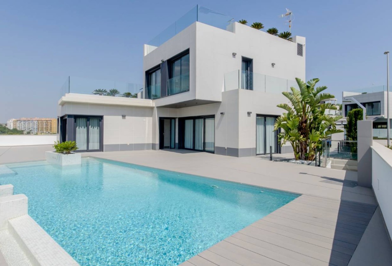 Obra nueva - Villa - Dehesa de Campoamor