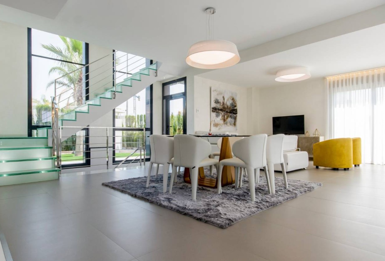 Obra nueva - Villa - Dehesa de Campoamor