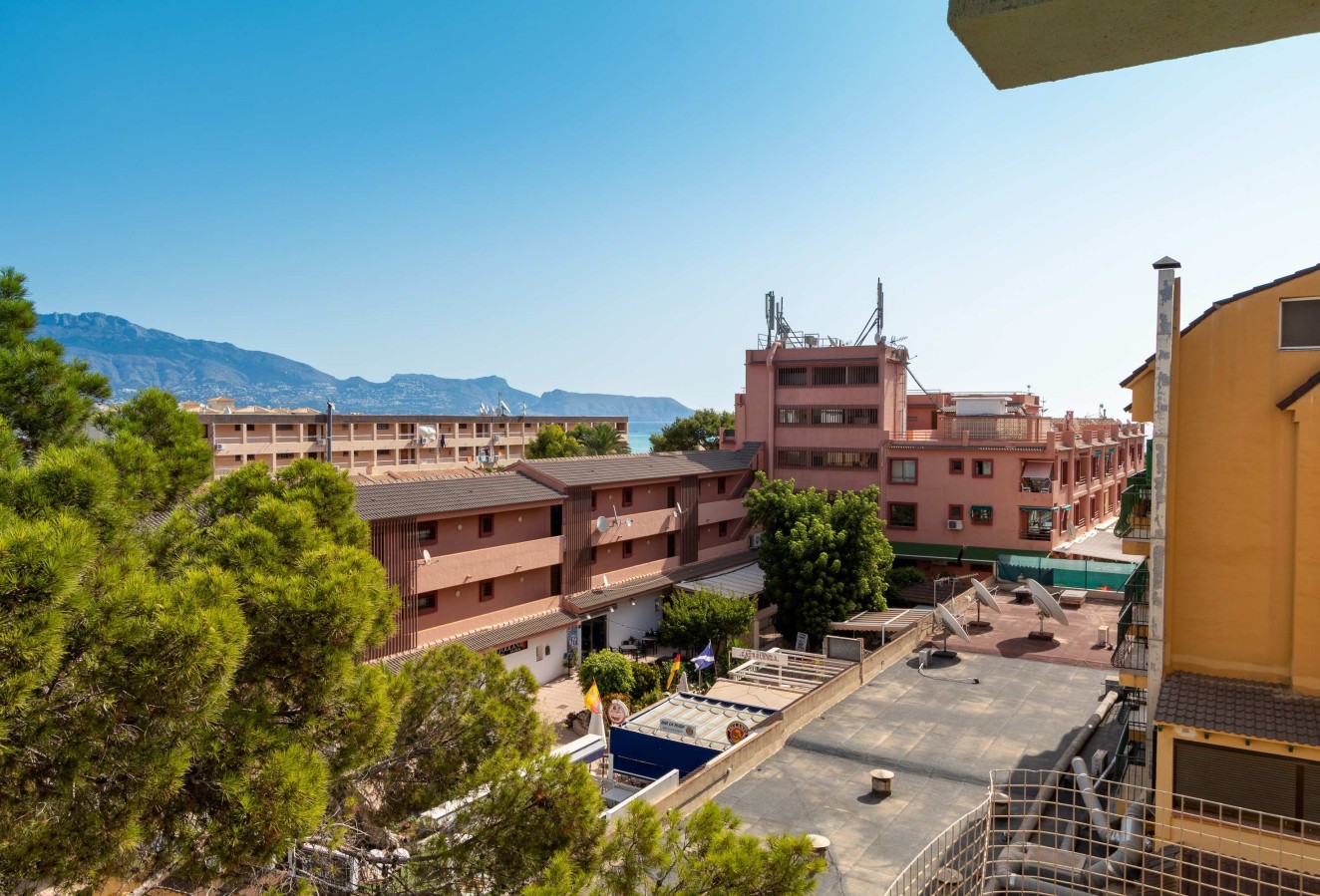 Alquiler a corto plazo - Apartamento / piso - Albir - Centro