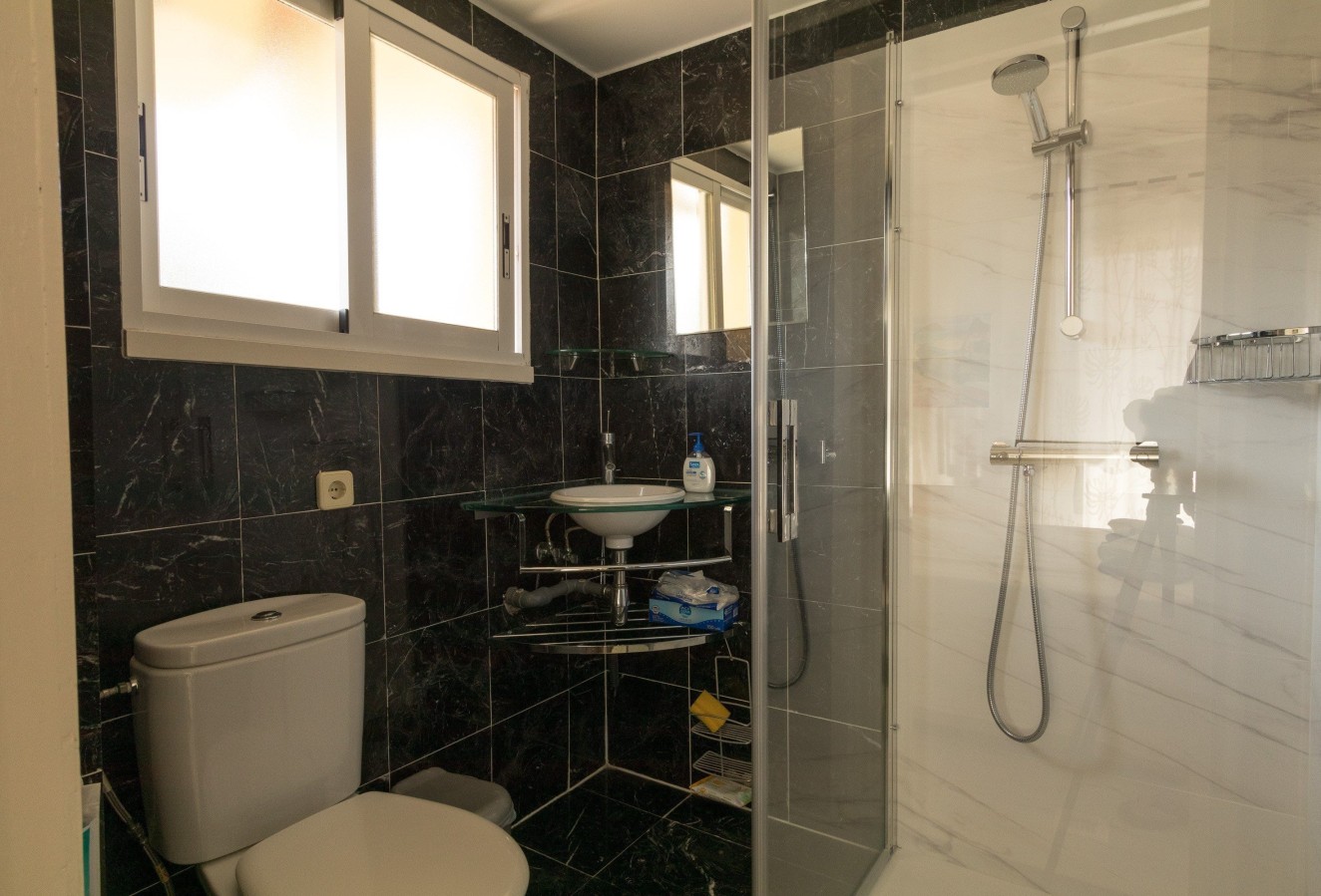 Alquiler a corto plazo - Apartamento / piso - Albir - Centro