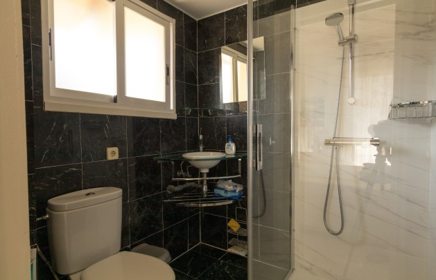 Alquiler a corto plazo - Apartamento / piso - Albir - Centro