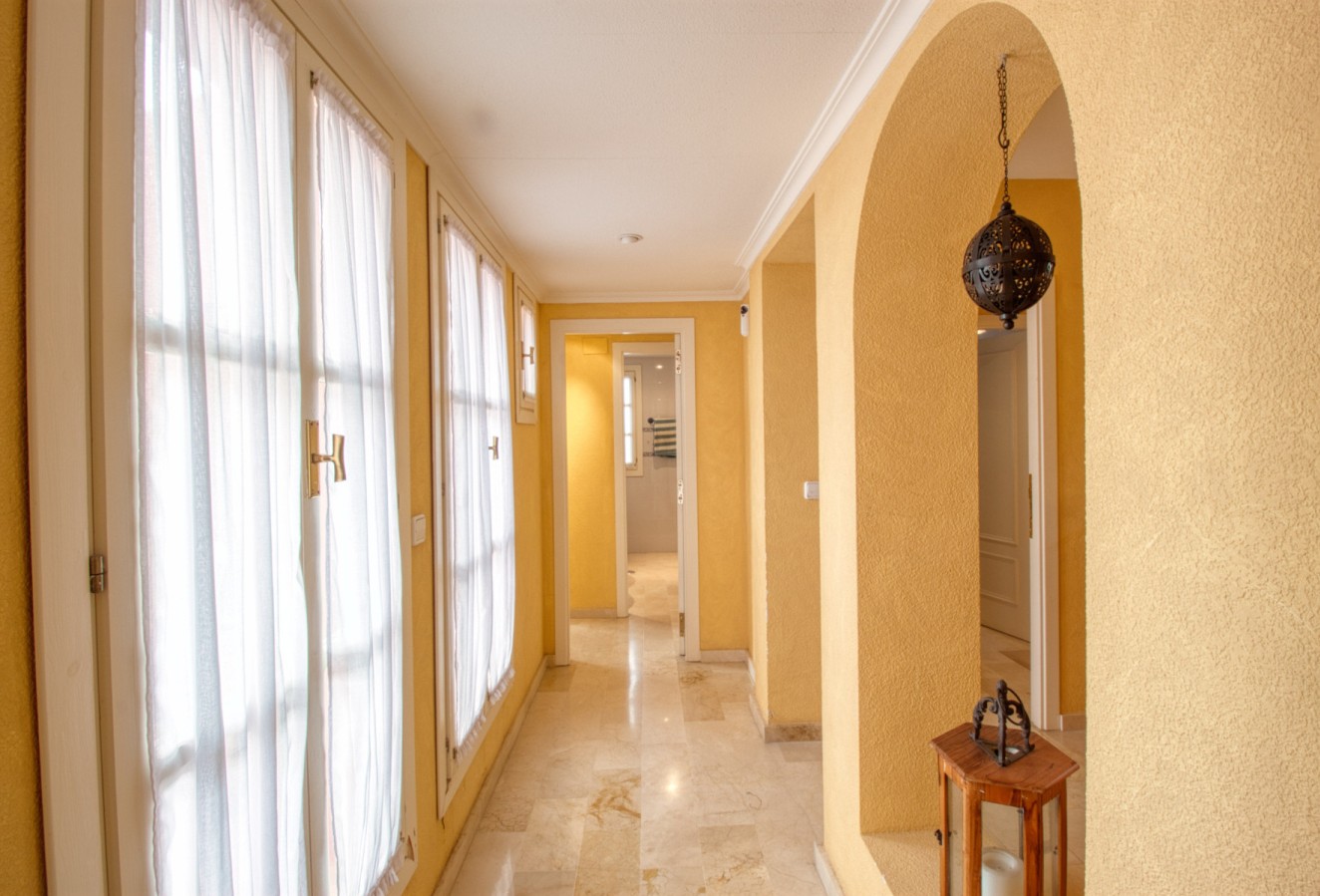 Sale - Villa - Benidorm - Zona de Poniente