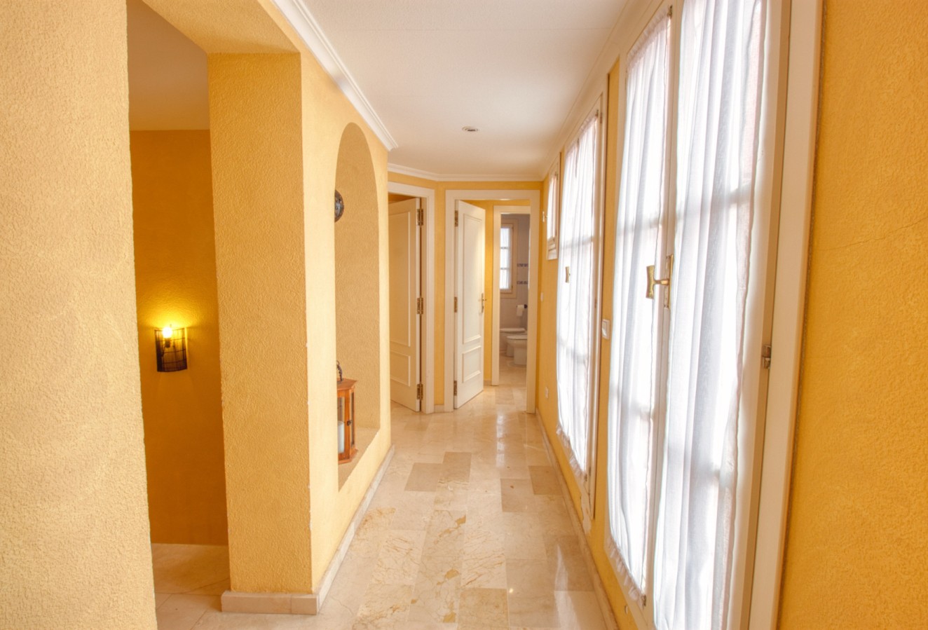 Sale - Villa - Benidorm - Zona de Poniente