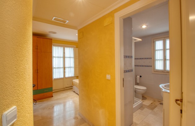 Sale - Villa - Benidorm - Zona de Poniente