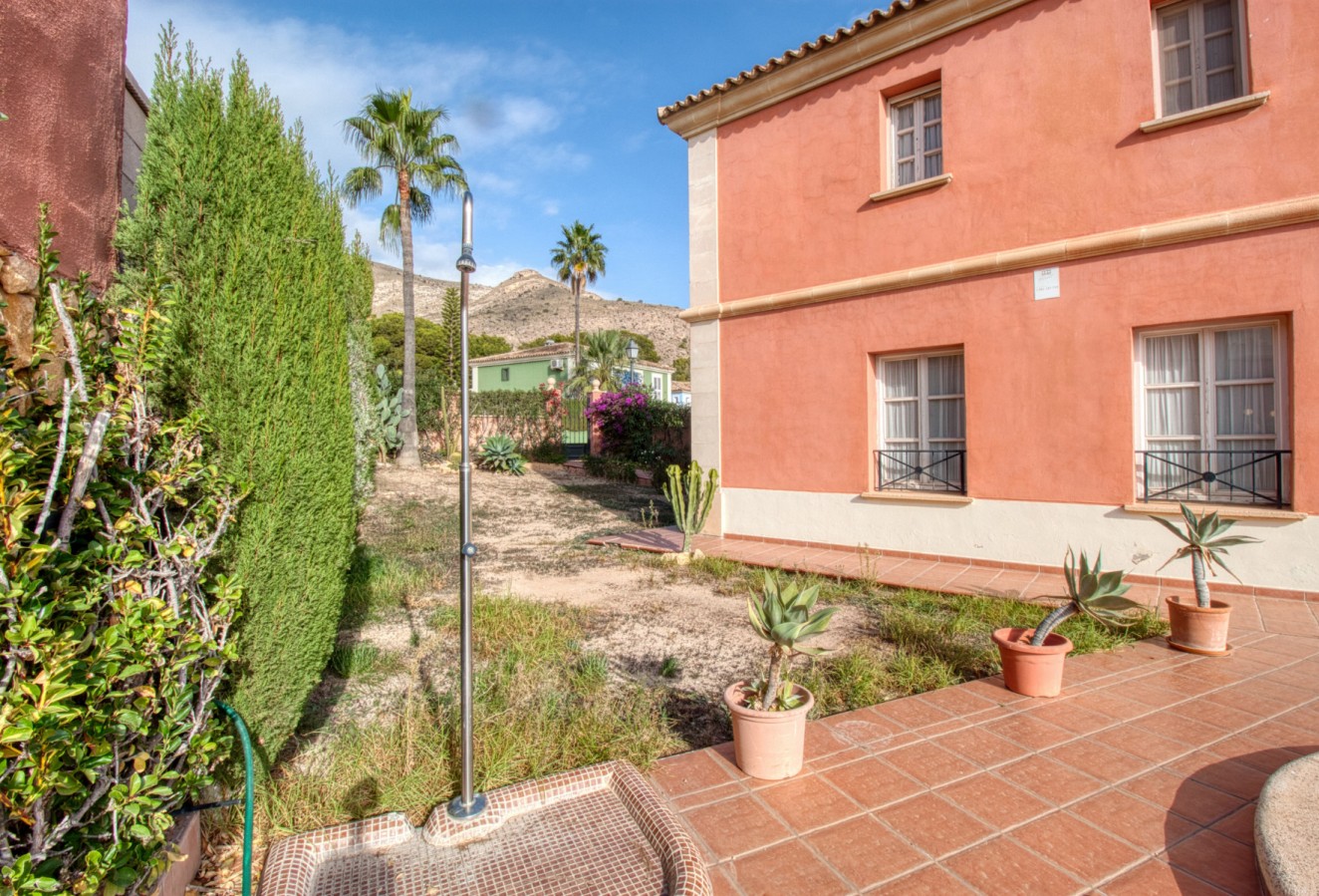 Sale - Villa - Benidorm - Zona de Poniente