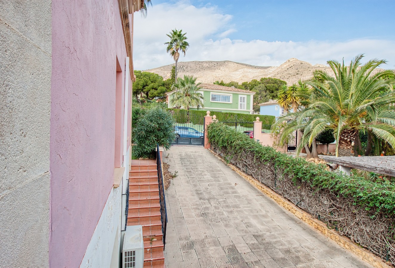 Sale - Villa - Benidorm - Zona de Poniente