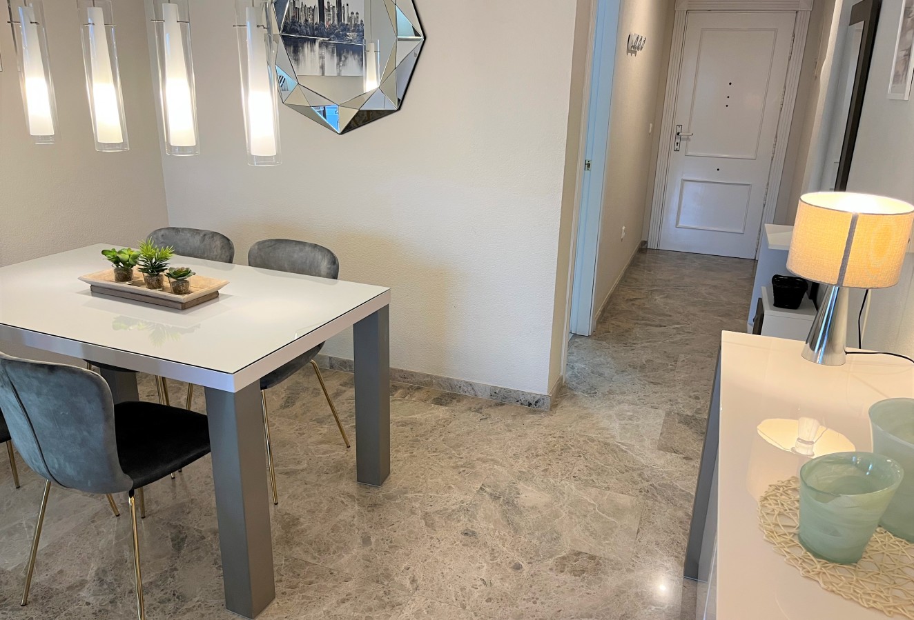 Alquiler a corto plazo - Apartamento / piso - Albir - Centro