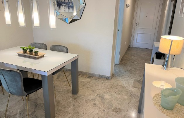 Alquiler a corto plazo - Apartamento / piso - Albir - Centro