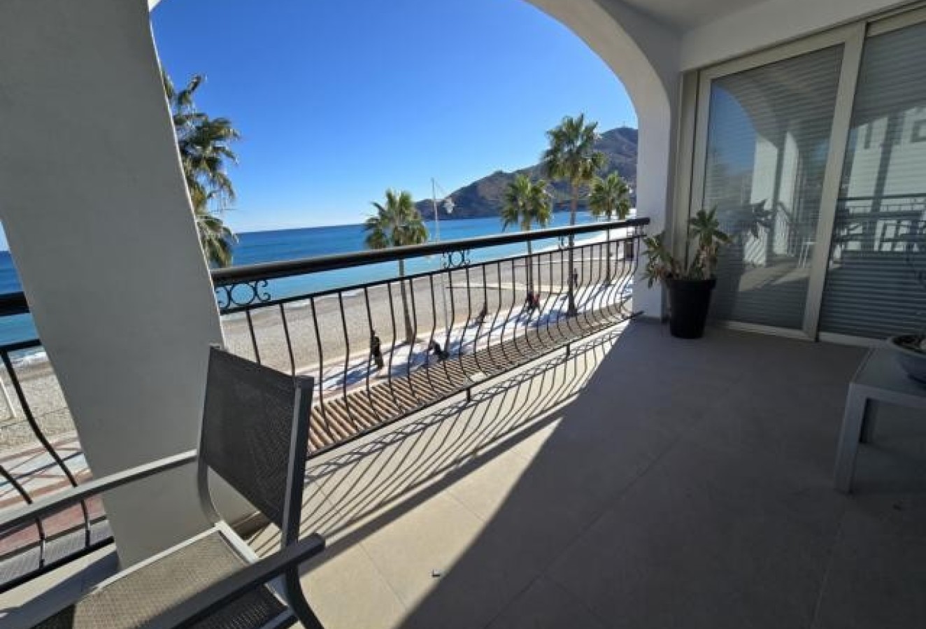 Venta - Apartamento / piso - Albir - Playa