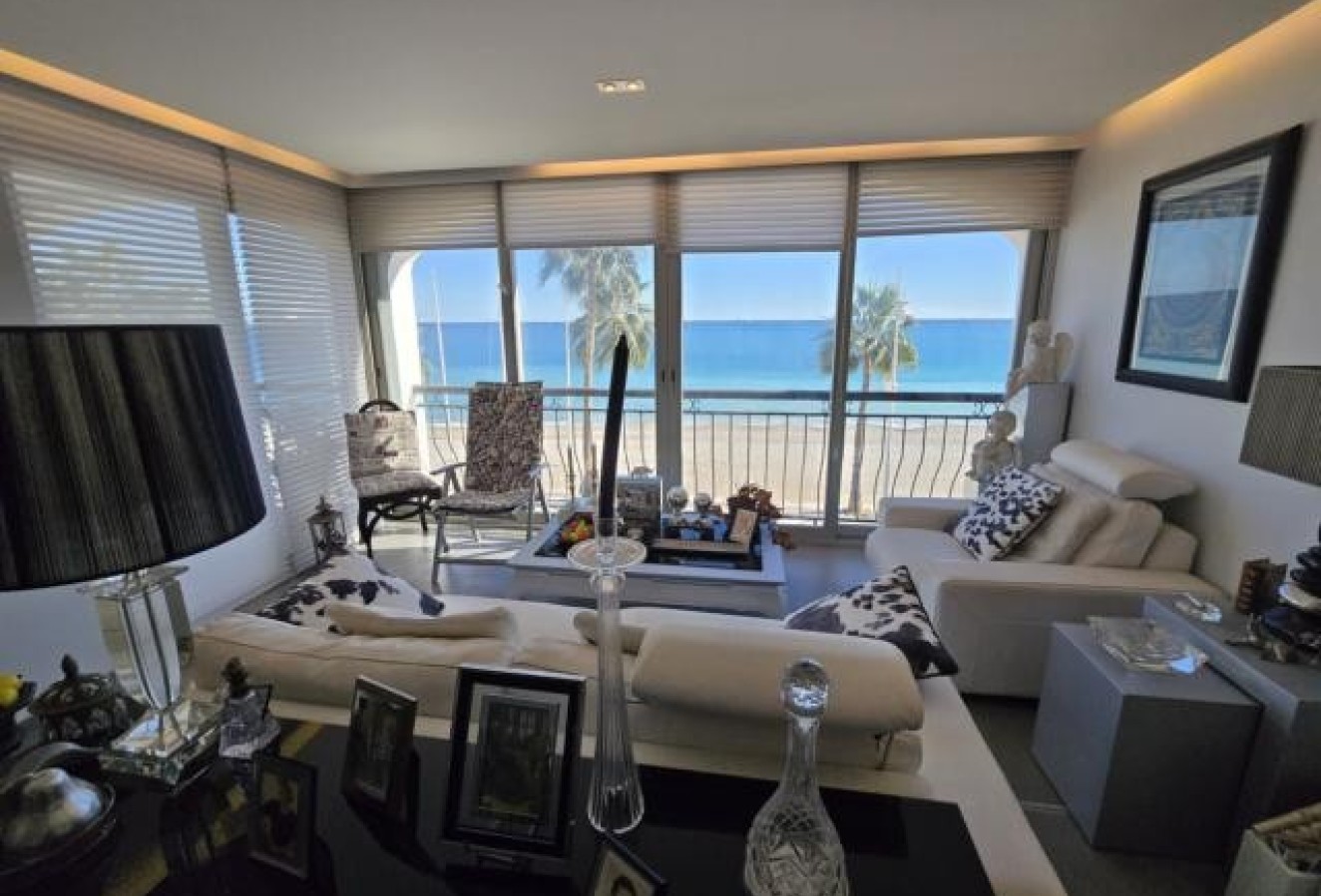 Venta - Apartamento / piso - Albir - Playa