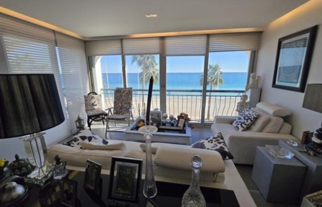 Venta - Apartamento / piso - Albir - Playa