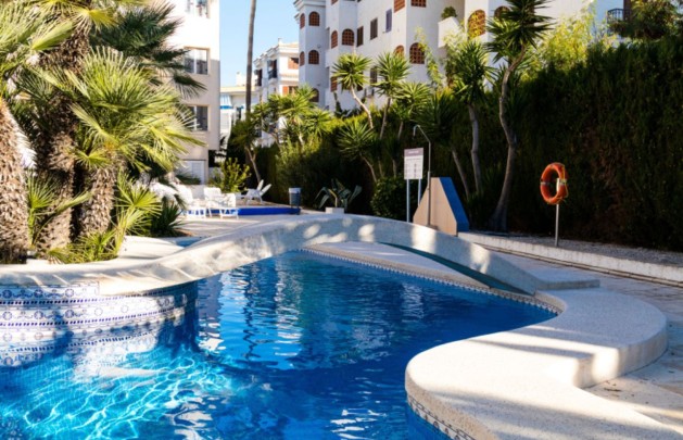Alquiler a corto plazo - Apartamento / piso - Albir - Centro