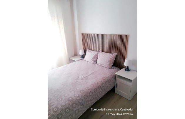 Sale - Apartment / flat - Alfas del Pí