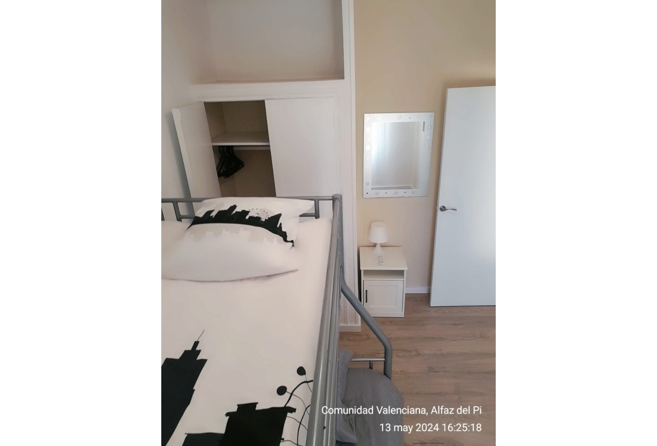 Sale - Apartment / flat - Alfas del Pí