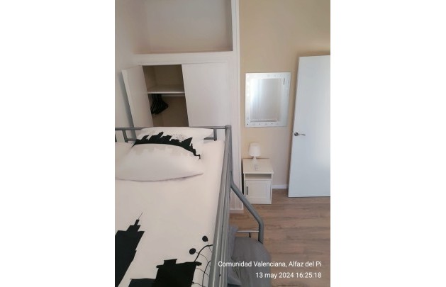 Sale - Apartment / flat - Alfas del Pí
