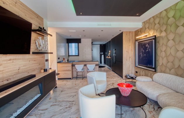 Sale - Apartment / flat - Albir