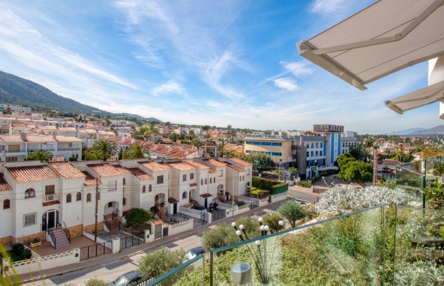 Sale - Apartment / flat - Albir