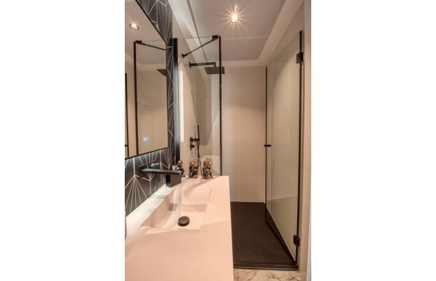 Sale - Apartment / flat - Albir