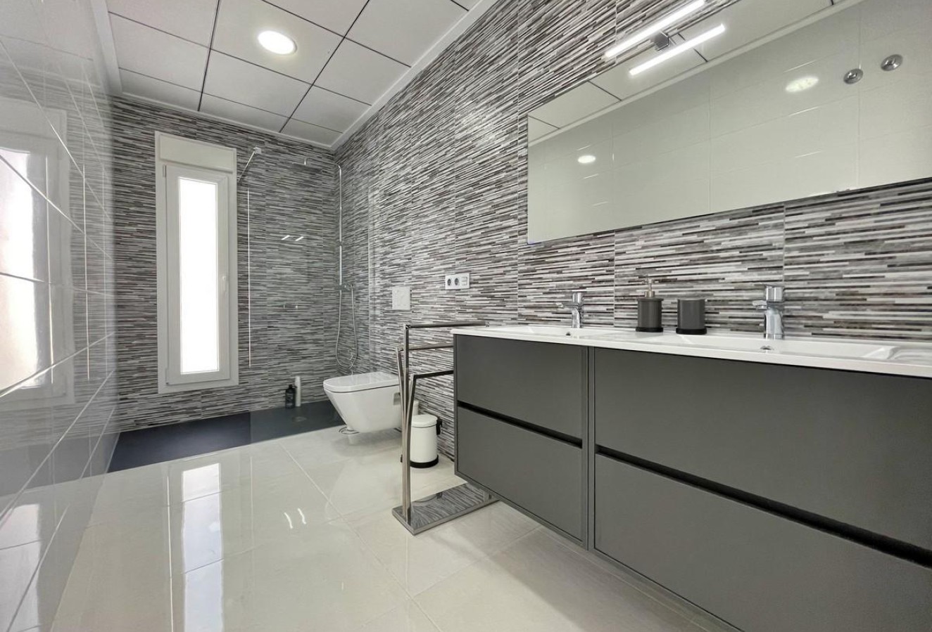 Obra nueva - detached - Rafal