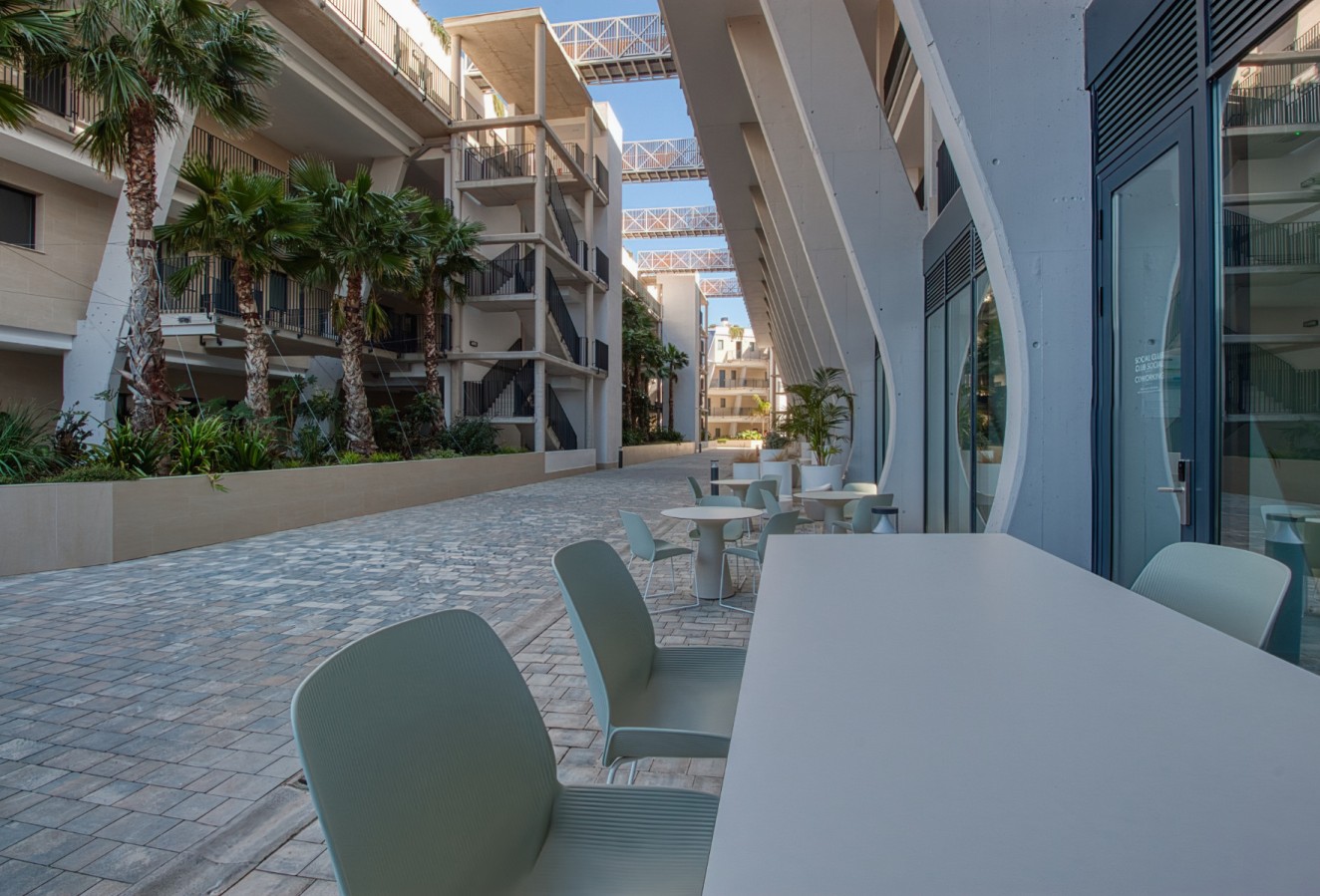 Sale - Apartment / flat - Albir