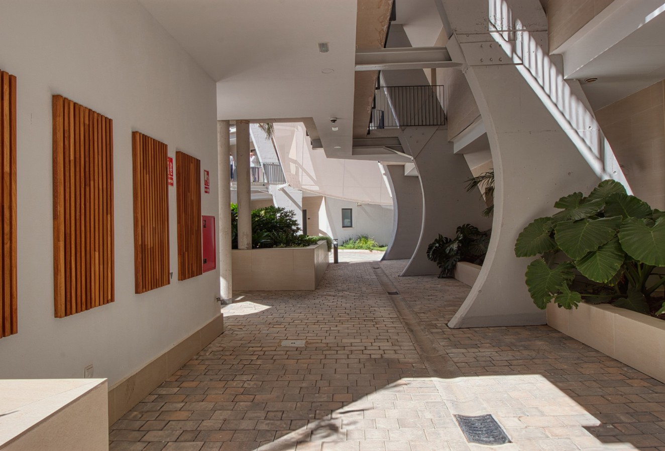 Sale - Apartment / flat - Albir