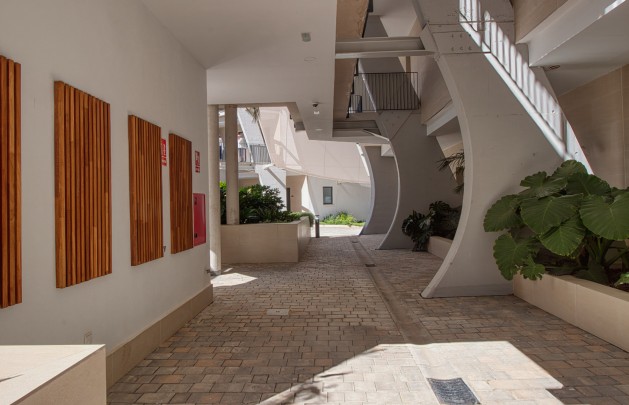 Sale - Apartment / flat - Albir