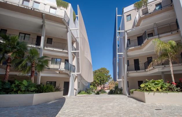 Sale - Apartment / flat - Albir